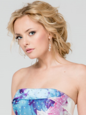 Елена Максимова,